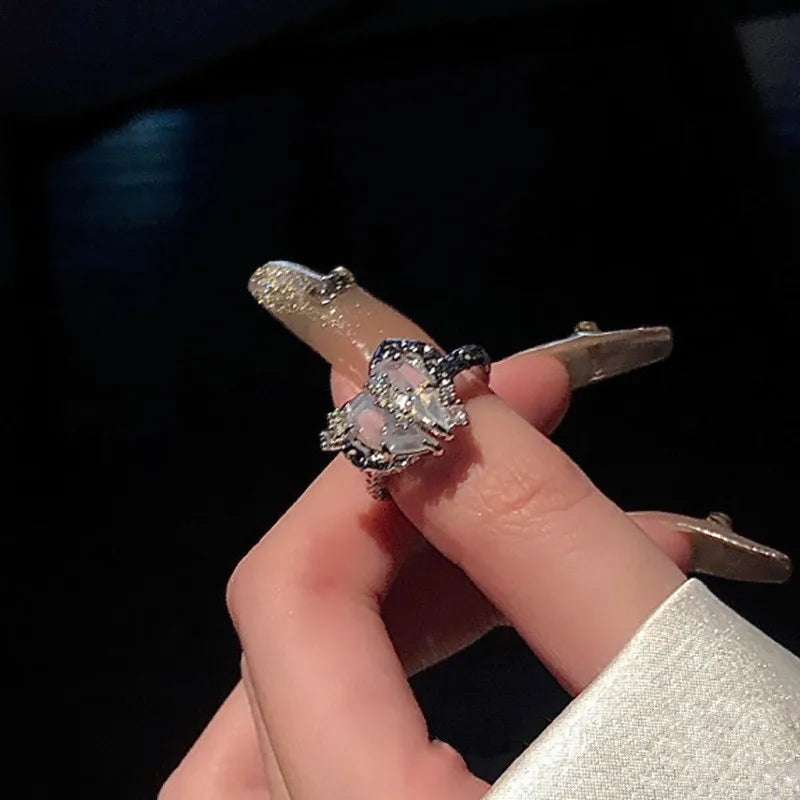 Queen's Ring