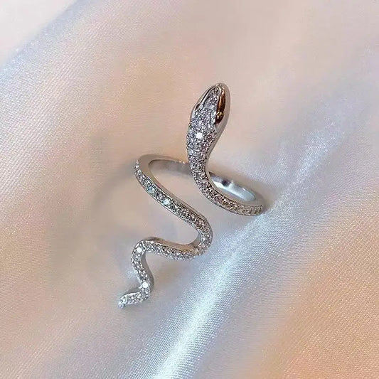 Signature Ring