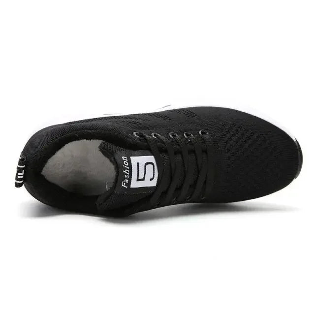 Casual shoes