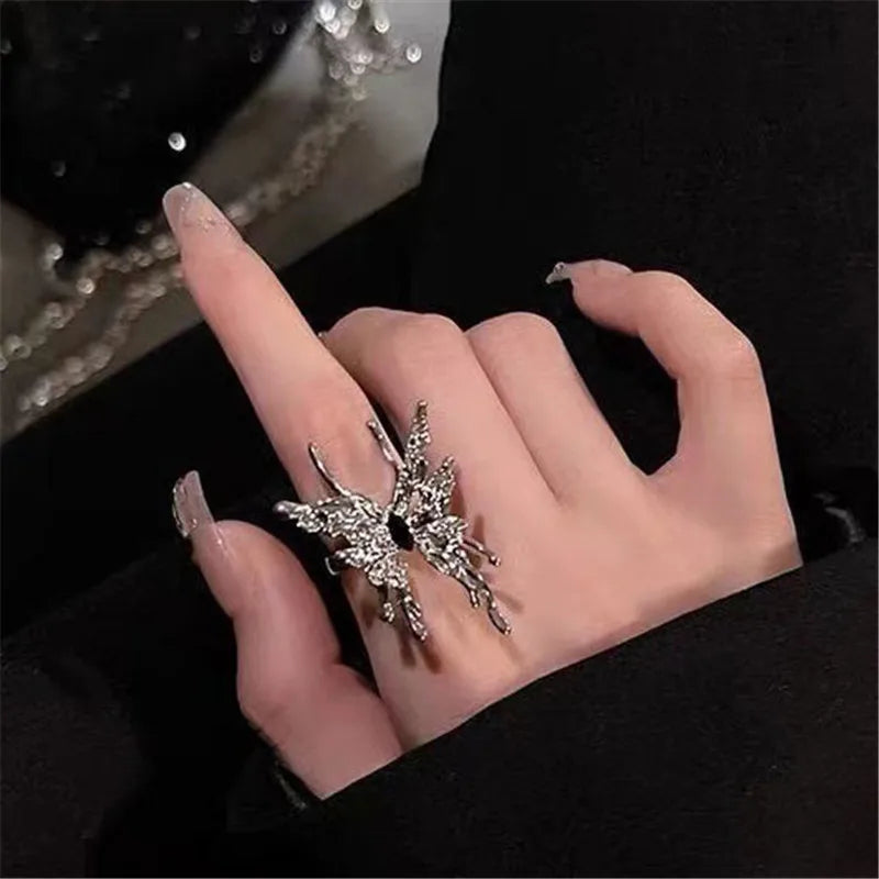 Queen's Ring