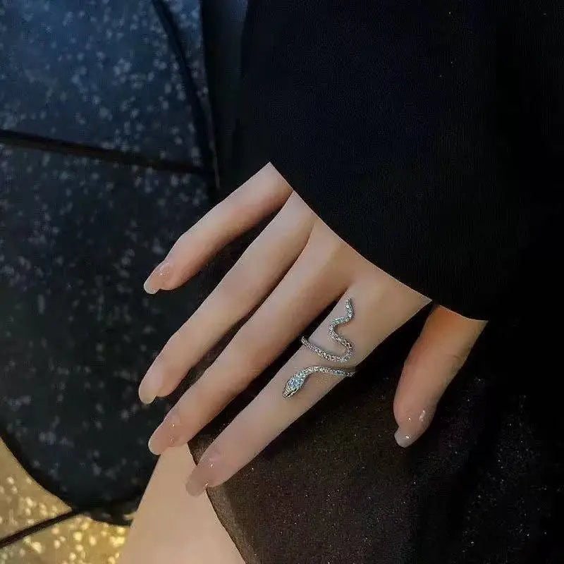 Signature Ring