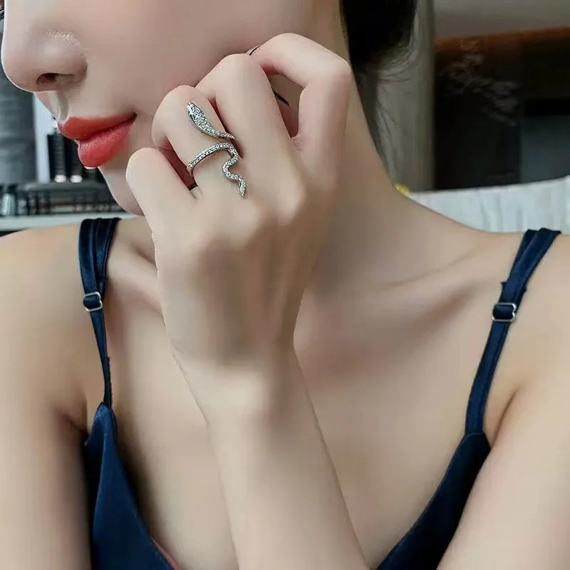 Signature Ring